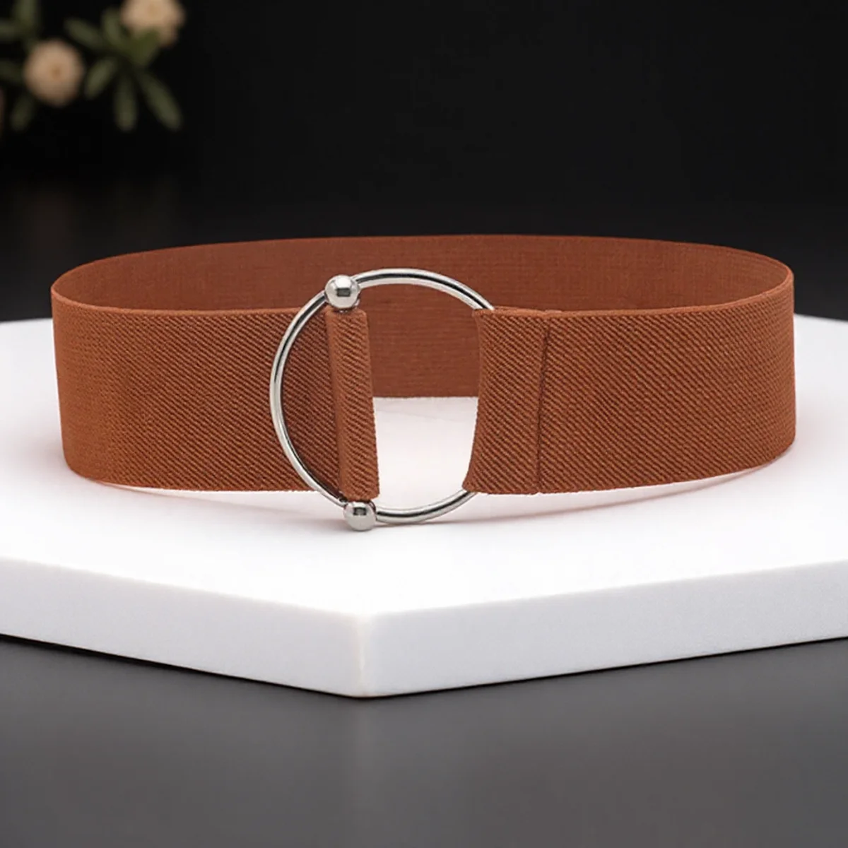 

Широкий декоративный пояс с круглой пряжкой для женских юбок, платьев, свитеров, модный аксессуар