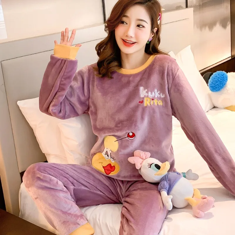 

Thickened Warm Sleepwear for Winter Flannel Sleep Round Neck Student Loungewear Two-Piece Set Cartoon Bear Women's Pajamas Solid