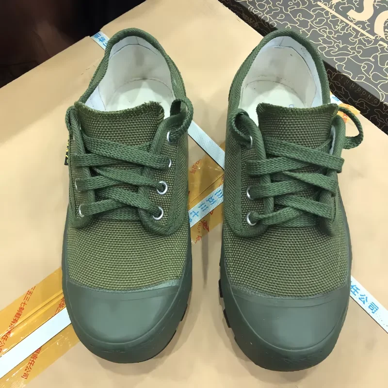 Chaussures militaires vertes en tissu chinois, chaussures d'escalade pour Sports de plein air, accessoires de l'armée, vêtements pour travailleurs