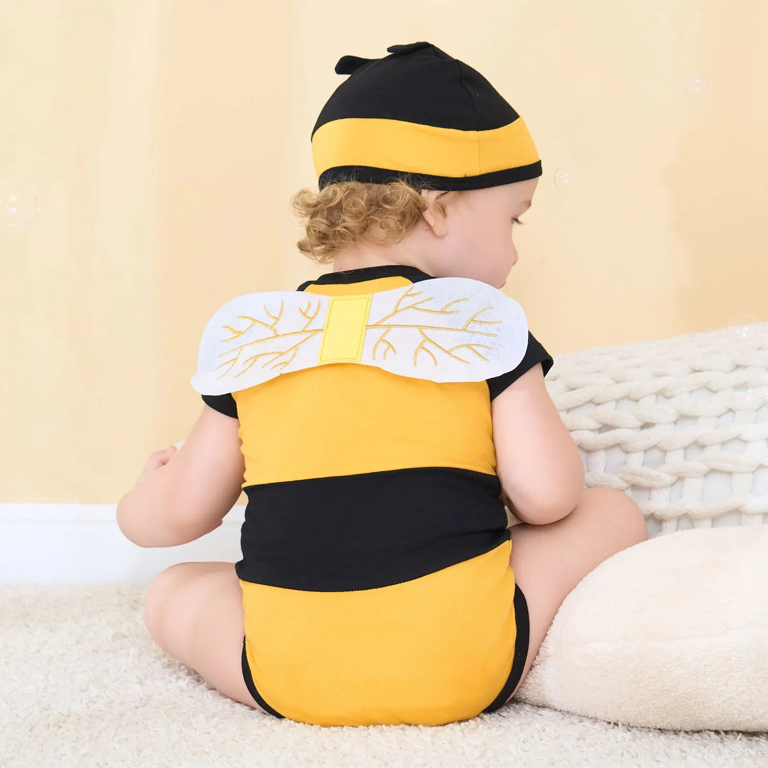 Umorden Honeybee Bee Costume for Baby Boys Girls 3-6M 6-9M 9-12M Bodysuit Hat Wings Socks Set Birthday Photography Fancy Dress