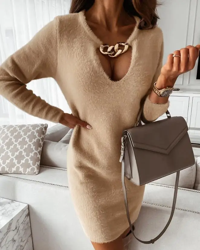 

Women's V-neck long sleeved casual style summer 2024 new fluffy chain decoration long sleeved sweater dress