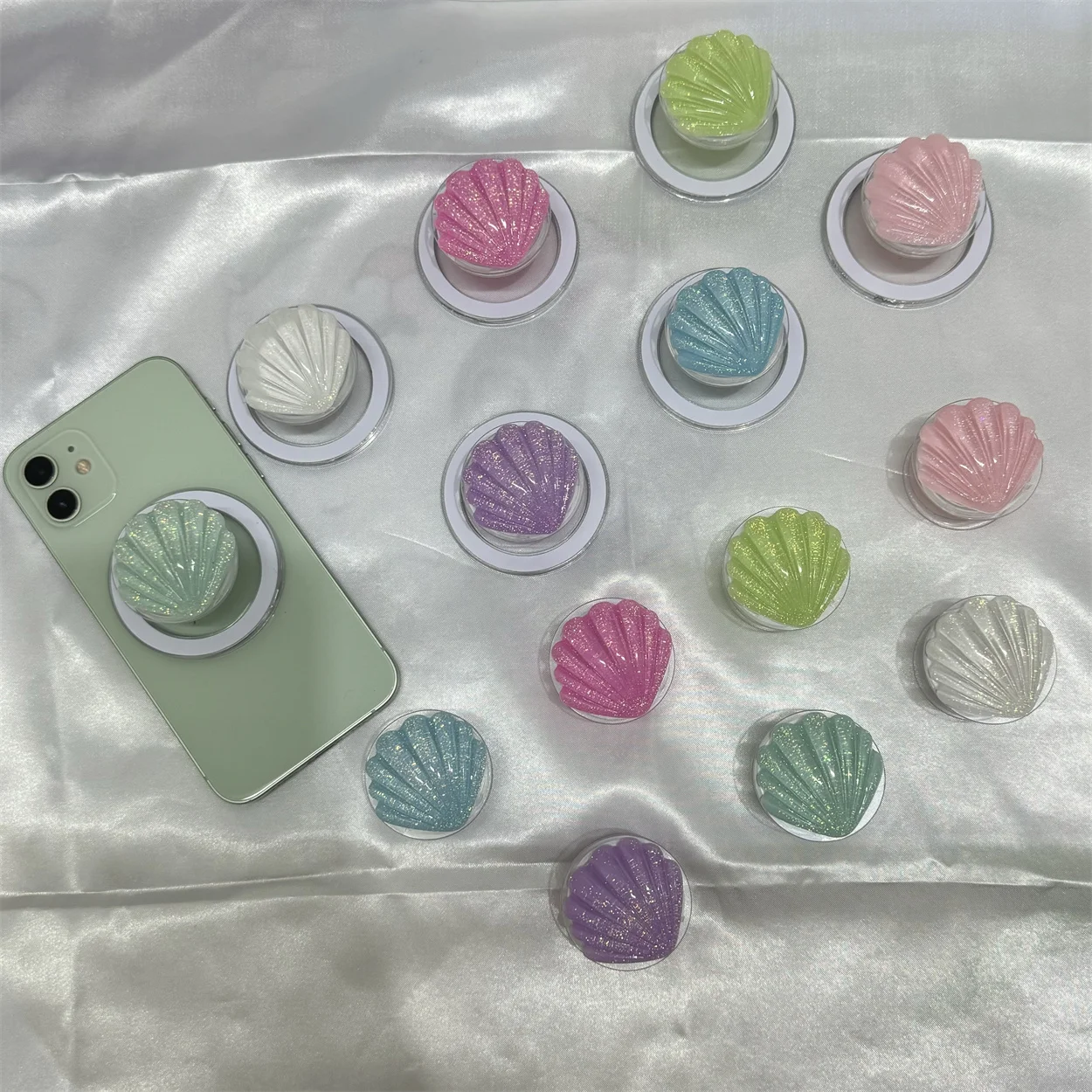 

Korean Creative Bing Shell Phone Magnetic Bracket, Airbag Bracket Suitable for IPhone 17 Air 16 Grip Tok Griptok Bracket