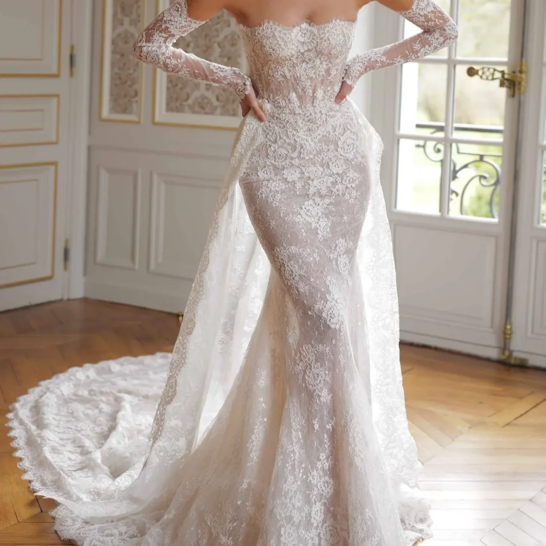

Charming Vintage Lace Mermaid Wedding Breathtaking Off Shoulder Long Sleeves Bridal Gowns Dress Customized