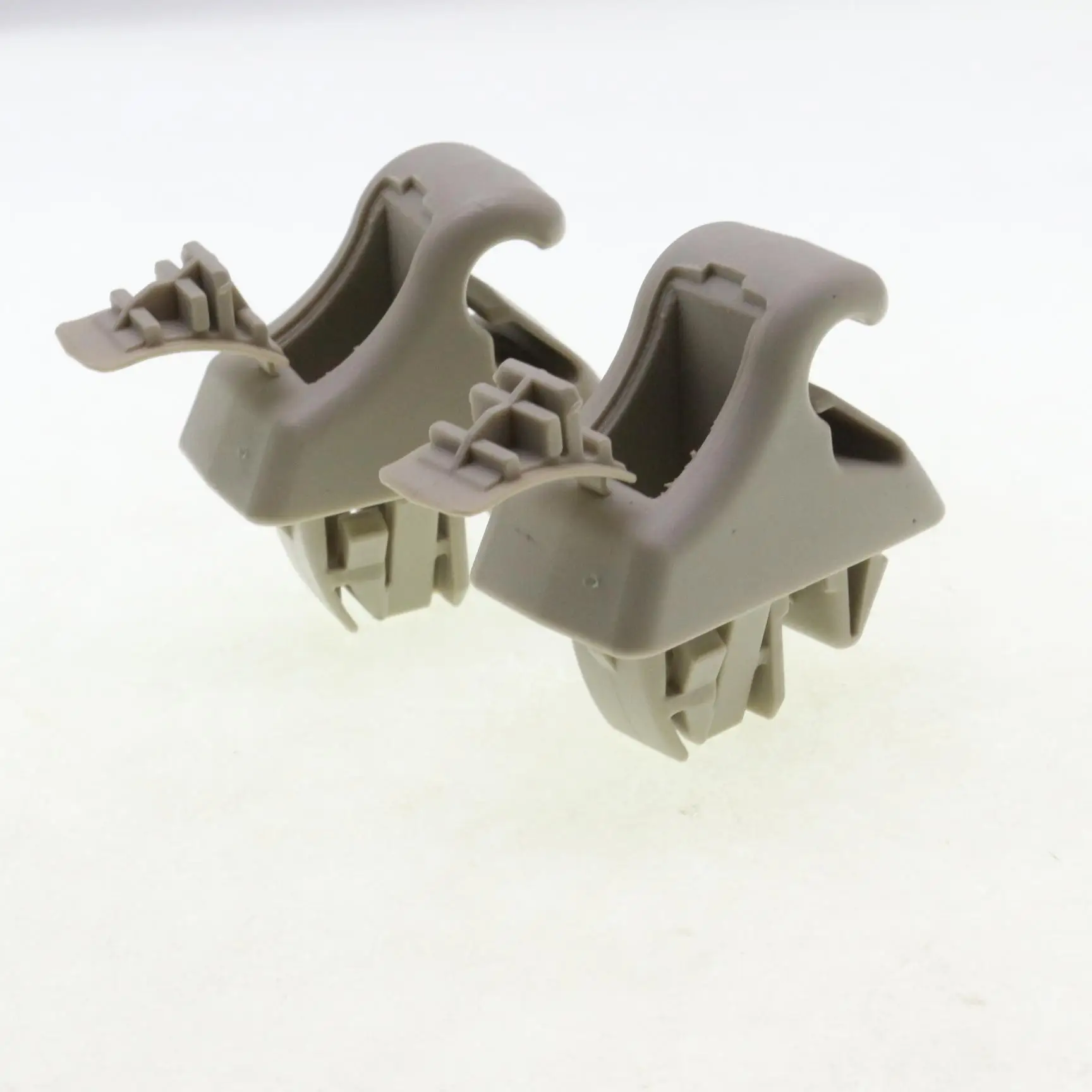 

2 Pcs Sun Visor Clip Holder Retainer MR779705 Fits for Mitsubishi Montero 2001-2006 (Limited & XLS Sport Utility 4-Door)