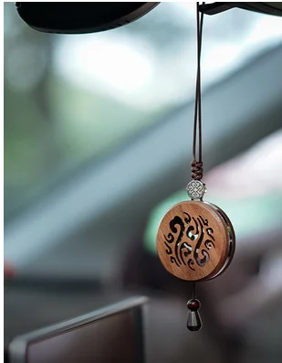 

Car pendant car interior pendant peach wood sandalwood car rearview mirror men's high-end pendant exquisite decoration