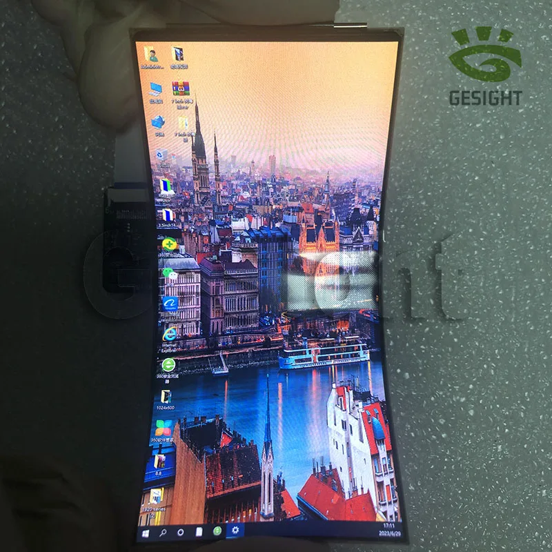 5.1 Inch Flexible Screen AMOLED 720x1520 Bendable Foldable Curved Screen Comes With Touch Function Oncell