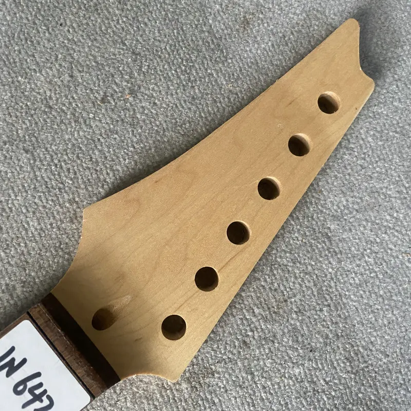 jN642 Unfinished 564MM Short Scales Reverse Headstock 6 Strings ST Electric Guitar Neck 24 Frets No Frets No Paints DIY Part