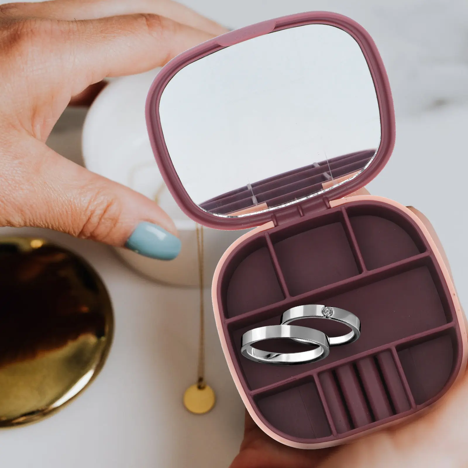 

1Pcs Nordic Style Jewelry Storage Box Portable Travel Case with Mirror Creative Multiple Compartments Lightweight Jewelry