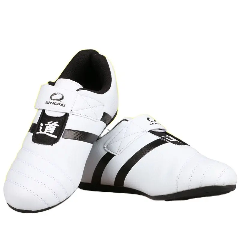 Breathable Slip Taekwondo shoes Kung Fu Wu Shu Karate Wrestling shoes woman Adult martial arts boxing shoes Sports Sneakers