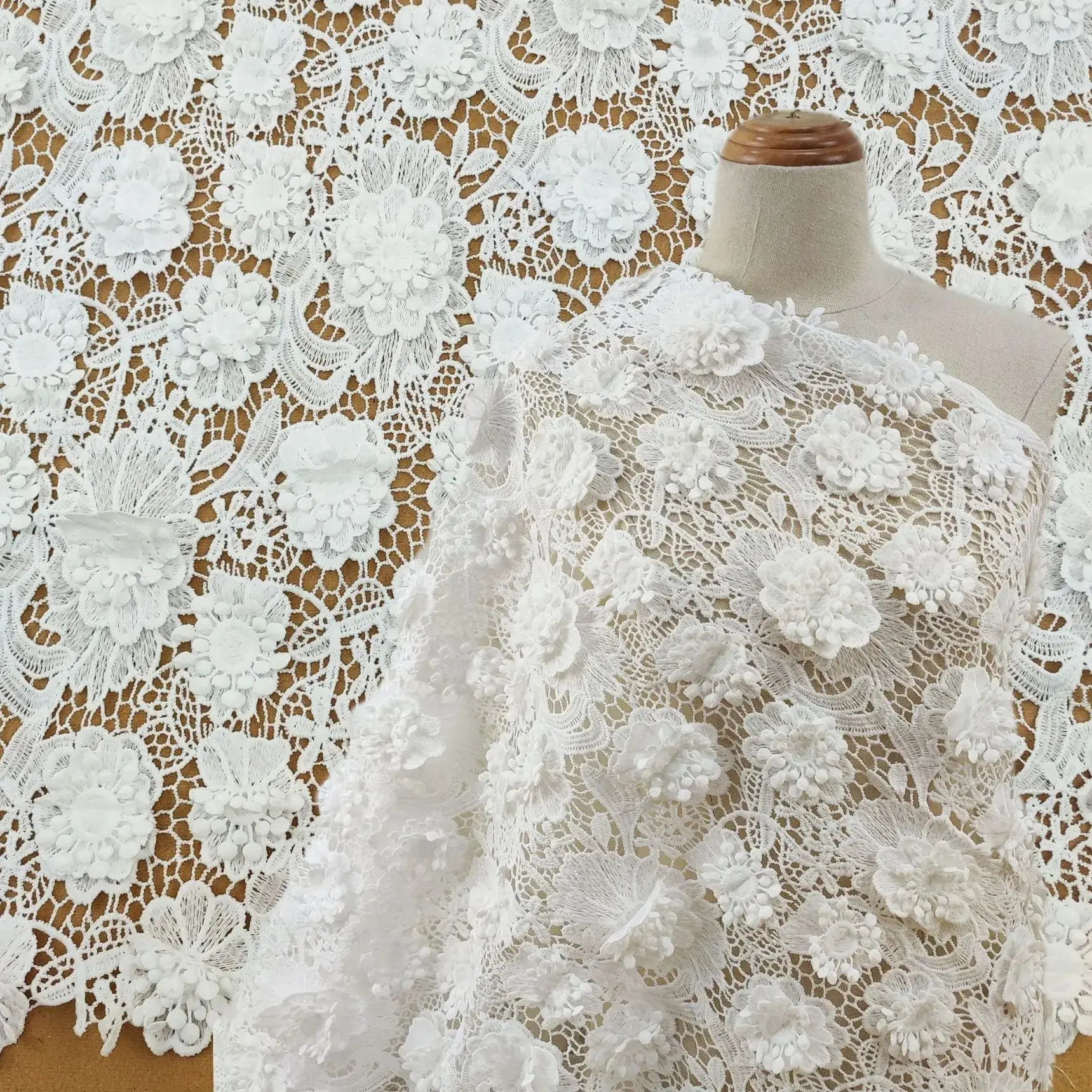 

3D embroidered floral water-soluble milk silk lace fabric, African Nigerian lace fabric, French Guipure lace sewing material