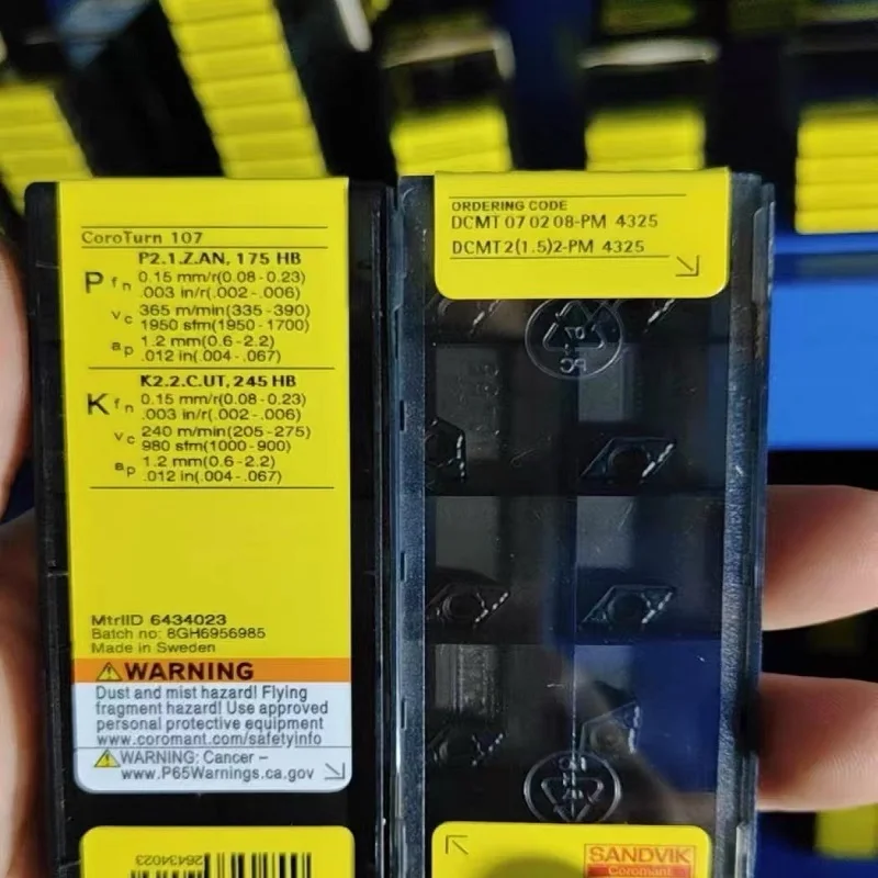 

CNC blade DCMT070208-PM 4325