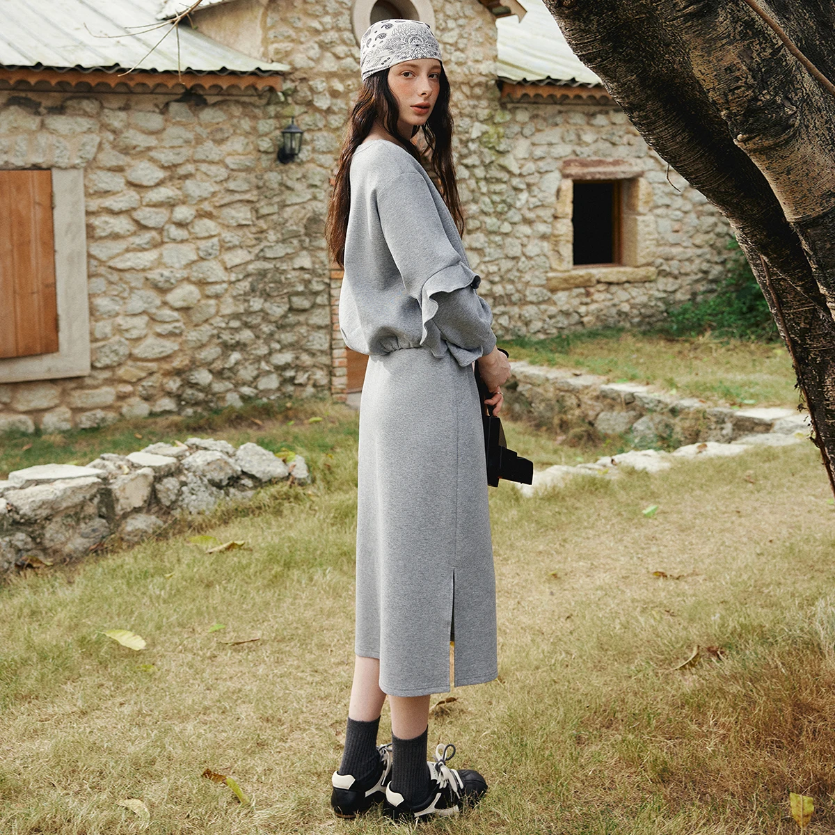 OLrain Sweatshirt Two‑piece Skirt Set Ruffle Hem Matching Outfit 2026 Autumn Women Grey Gray‑tone Loose Daily Outfit O58CE003185
