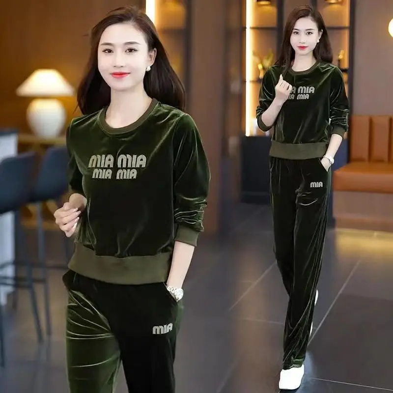 Women\'s Fashion Golden Velvet Sportswear Suit Spring Autumn New Casual Round Neck Crop Tops And Pants 2 Two Piece Set For Women