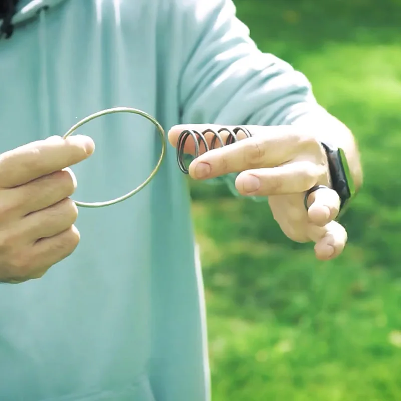 반지 재미 있은 봄과 반지 큰 크기 온라인 지침 마술 트릭 소품 장난감 클로즈 업 마술 소품