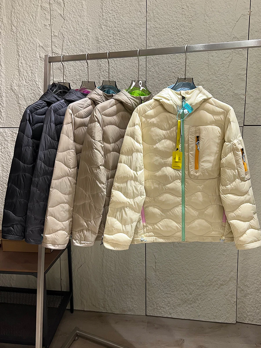 

Outdoor High Looseness 85 White Duck down Hooded Puffer Jacket Men Women Anti Cold Warm Color Block Design Nylon Fabric