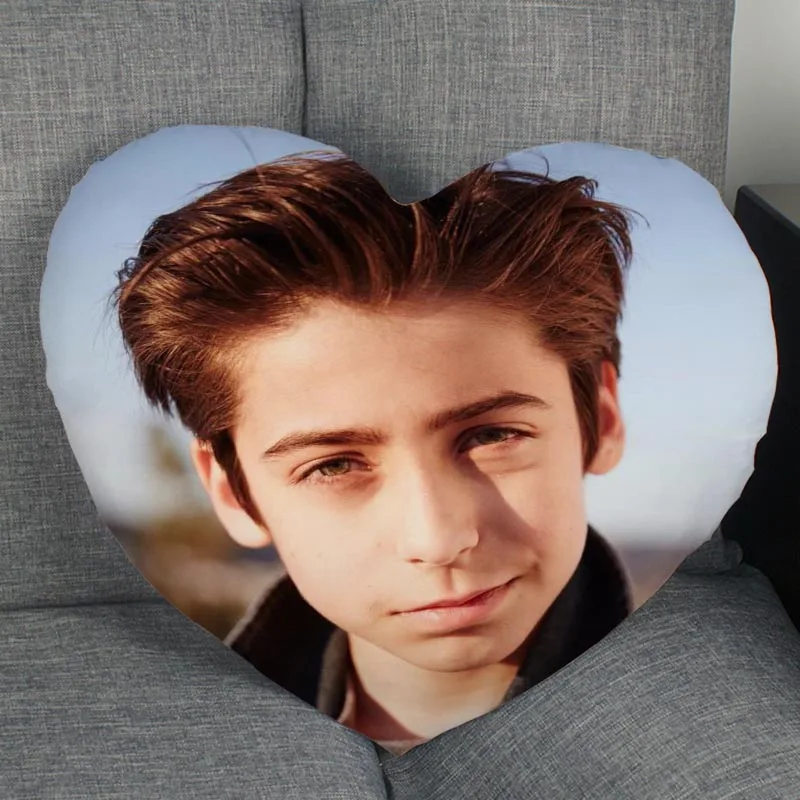 New Aidan Gallagher Zipper Pillowcase Cover Detective Heart Shape Pillow Cover Bedroom Wedding Decorate 0704