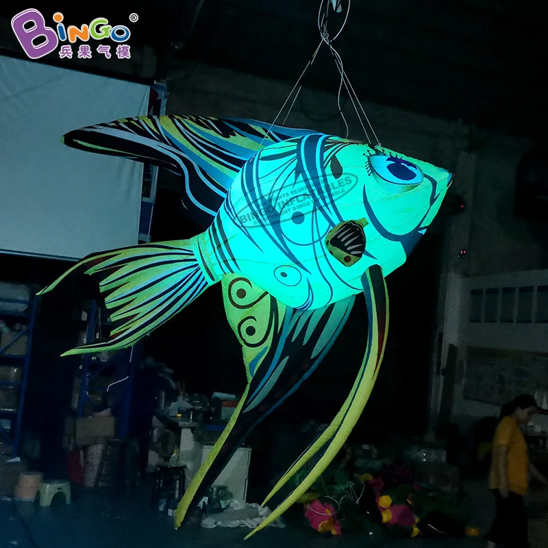 Juguetes inflables, globo de pescado estampado elegante con iluminación para eventos, espectáculo, escenario, decoración para niños, juguetes, muñeca inflable