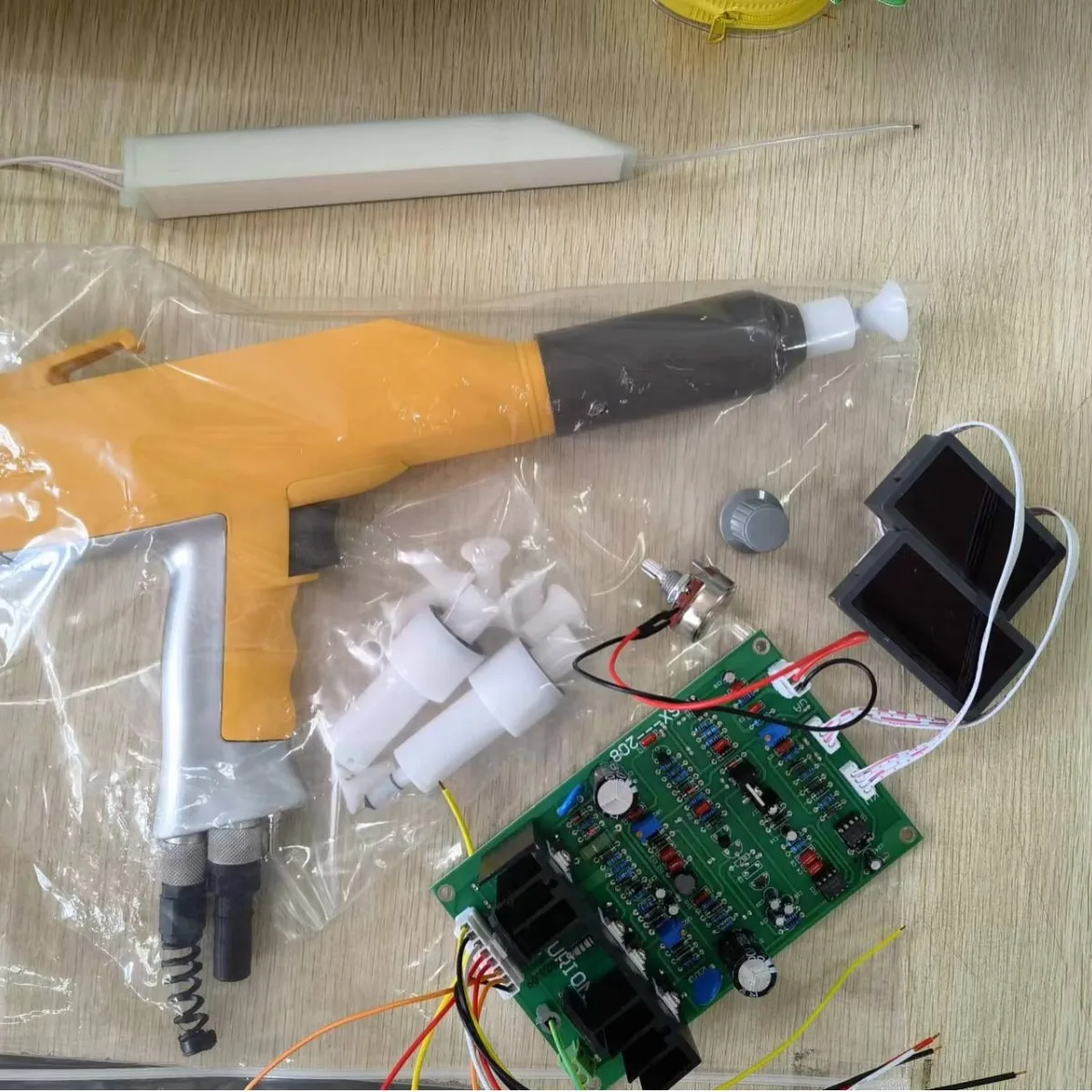 Manual Electrostatic Powder Coating Gun Shell Kit Including Powder Spray Gun Body And HV Cascade Modular Waterfall