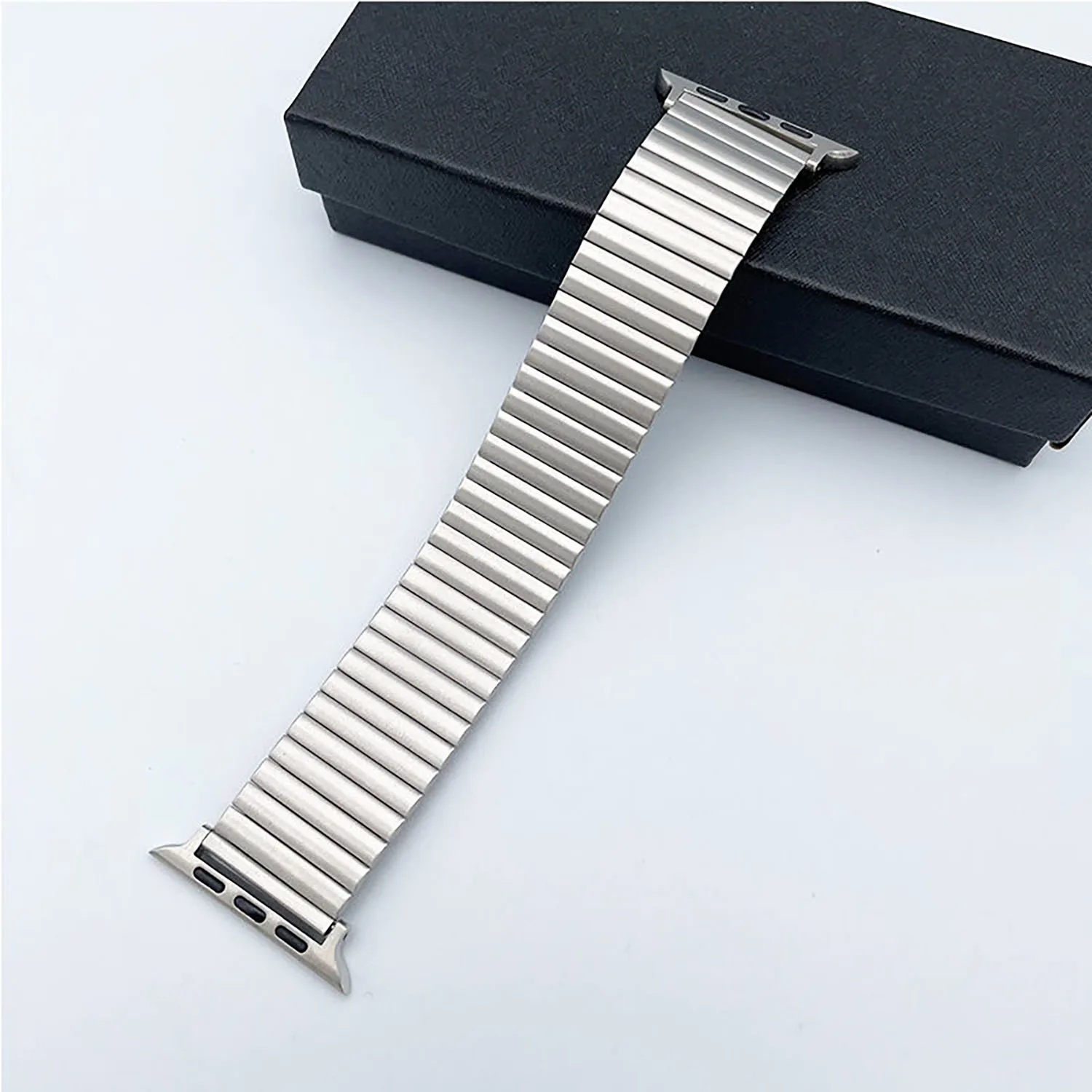 Elastic Watchband for Iwatch Ultra 49mm 40mm 44mm 42mm 45mm Stainless Steel Band for Apple Watch Series 8 7 6 5 4 3 Se Expansion