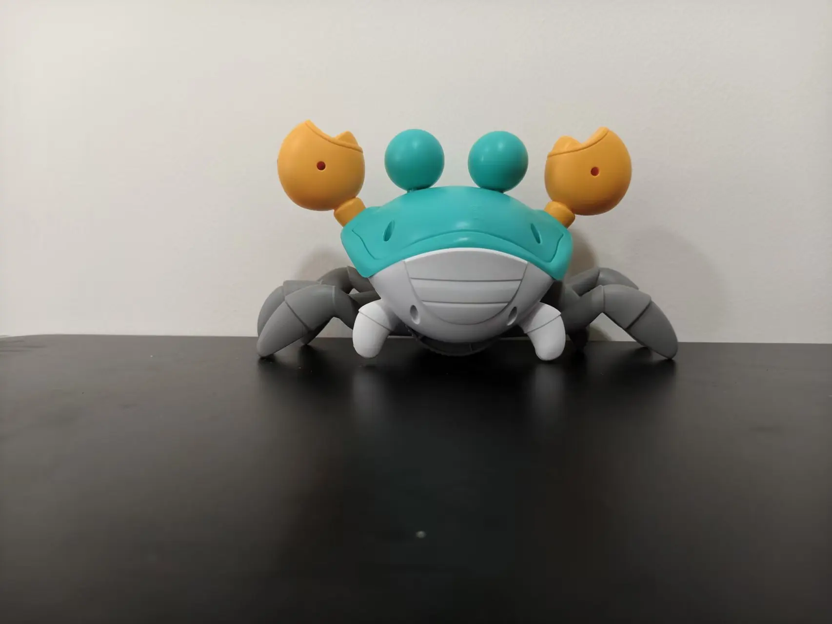 Dancing Escaping Crab, Baby Tummy Time view 2