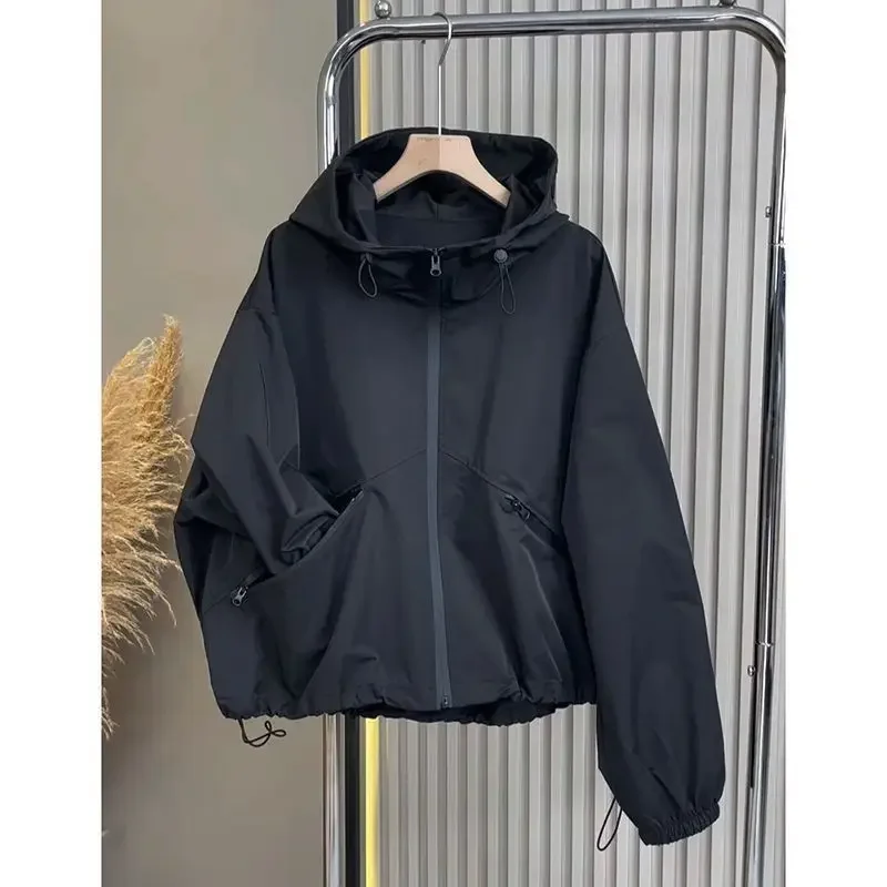 

Korean black jacket jacket women's spring and summer new high-end fashion design temperament casual hooded jacket top.