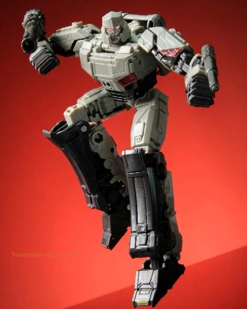 Em estoque takara tomy transformadores ss série SS-114 d-class megatron (um) coletar figura anime robô modelos de ação brinquedos do miúdo presente