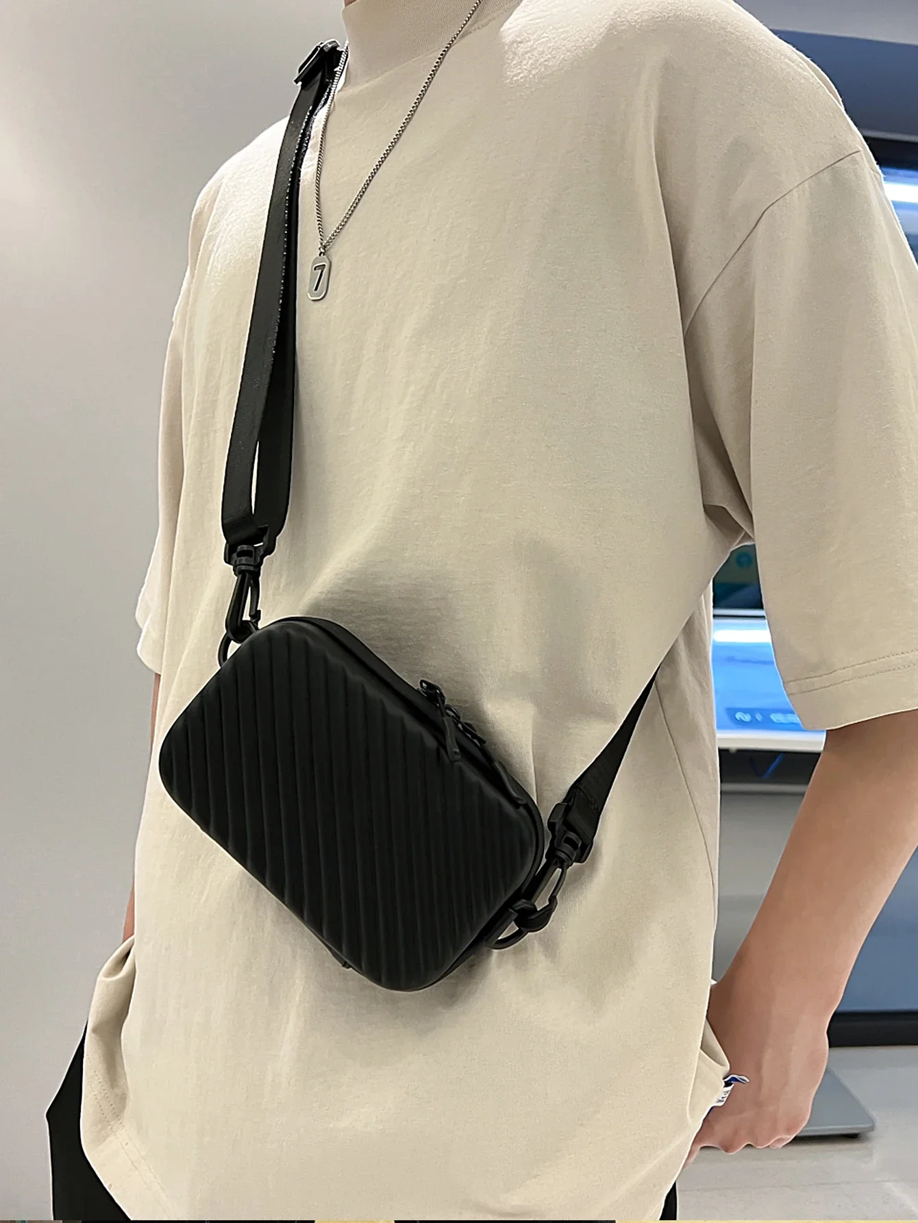 

Легкая сумка-коробка из мягкой искусственной кожи унисекс, модная сумка через плечо в диагональную полоску для мужчин