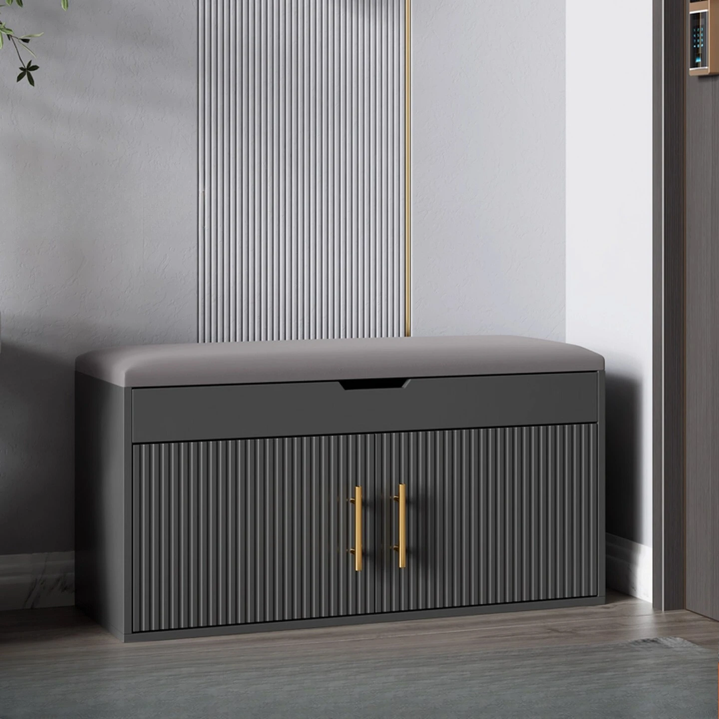 

There is a shoe change stool at the door, and the household light luxury shoe stool is simple and modern. It has a storage