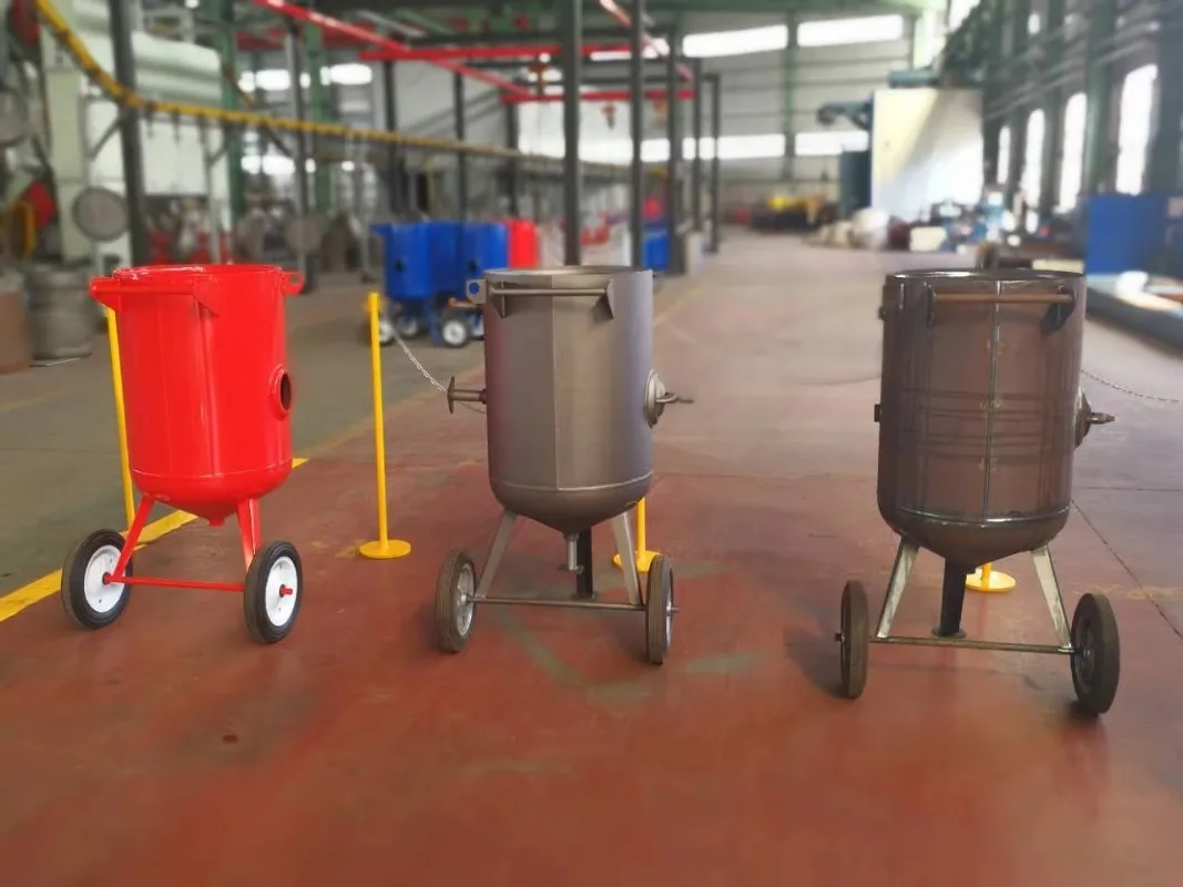 High Precision Mini Sandblaster Closed Cabinet Sandblasting Equipment to Prevent Dust Splash for Indoor Workshop Use