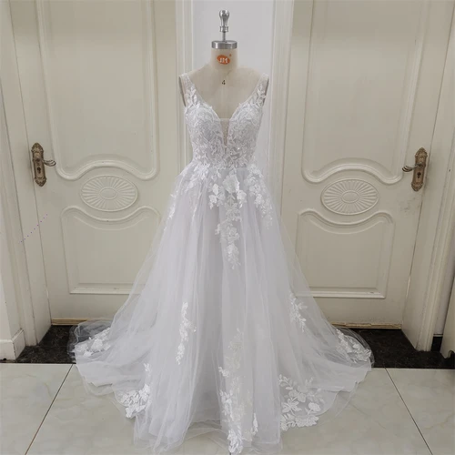 ZJ6002 vestidos de novia bohemios personalizados con cuello en V, tirantes finos, apliques, corsé, vestido de novia de tul para playa, encaje hasta el suelo