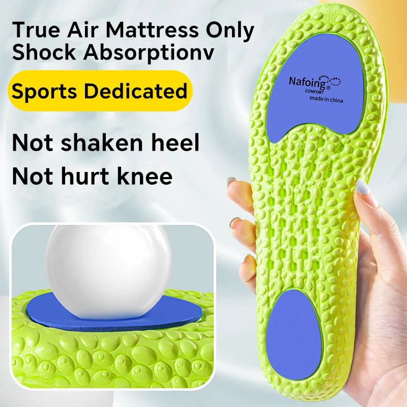 

1 пара спортивных стельок из материала eva, недавно модернизированная воздушная подушка из попкорна, обеспечивает лучшее амортизацию.