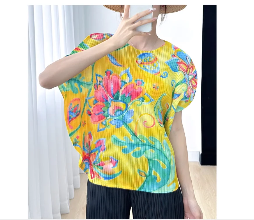 HOT SELLING  Miyake  fashion pleated  o-neck loose batwing sleeve print Bud T-shirt  IN STOCK