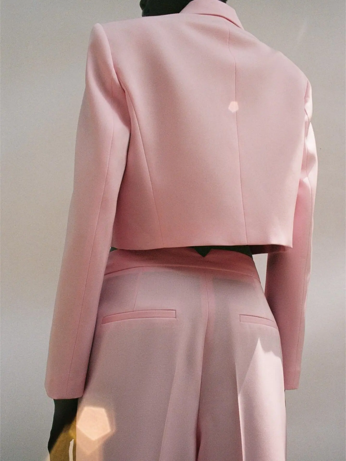 Shoulder Pad Short Length Long Sleeve Collar Double Breasted Casual Shorts Women's Fashion Suit Set Summer Collection