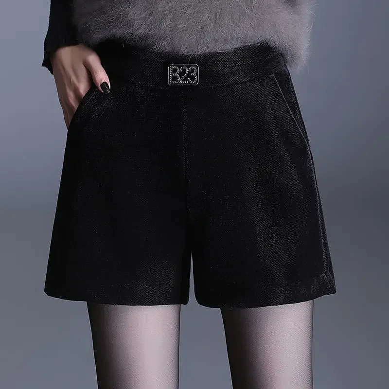 Elegant High Waist Golden Velvet Shorts Spring Autumn New Solid Color Loose Black Wide Leg Pants Fashion Casual Women Clothing