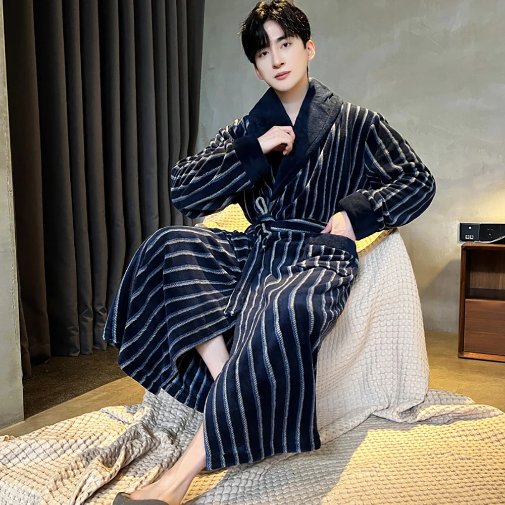 Luxury Striped V Neck Men\'s Bathrobe For 82.5kg Winter Thicken Flannel Plush Double Warm Sleepwear Comfortable Soft Shower Robe