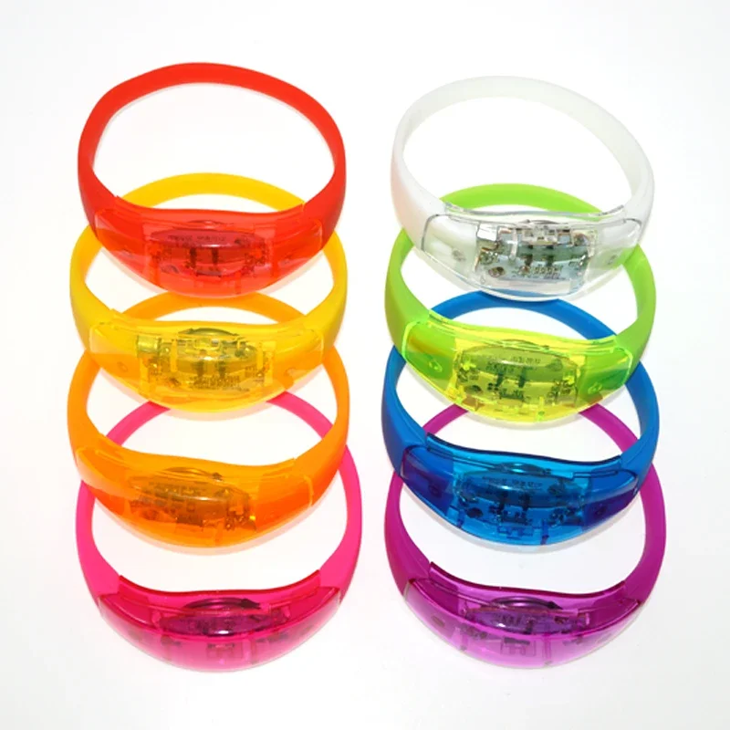 6 stks LED Spraakgestuurde Geluidscontrole Armbanden Siliconen Knipperende Stem Bangle Polsband voor Nachtclub Disco Party Bar Concert