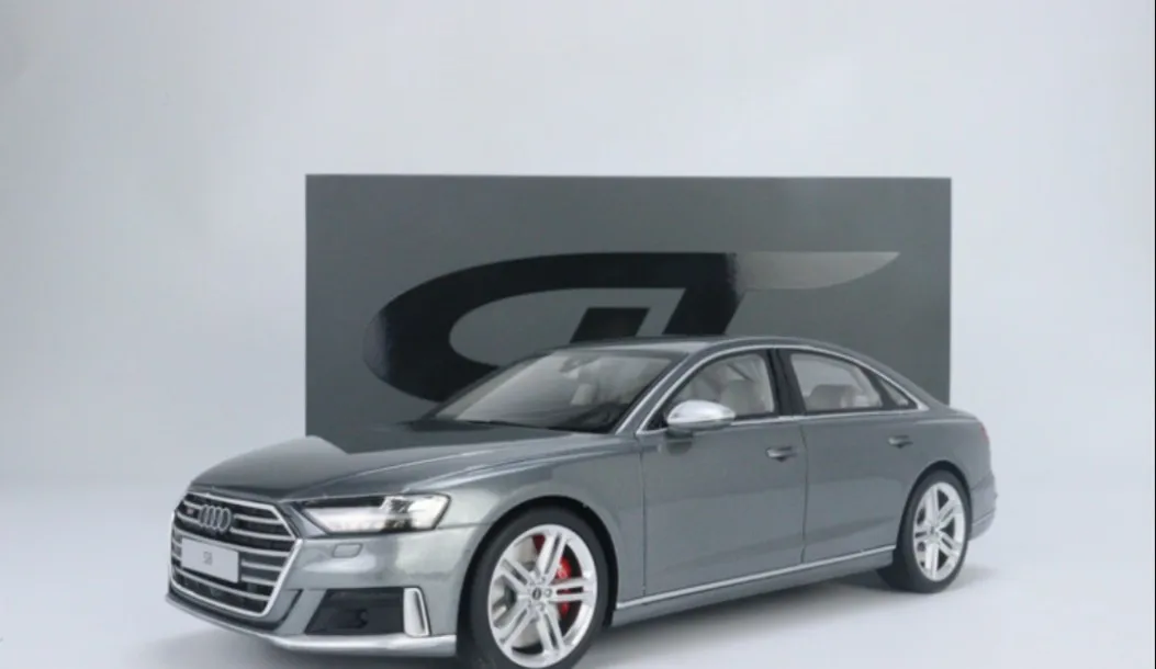 

Коллекция автомобилей из смолы GT Spirit 1/18 для Audi S8 Daytona 2020