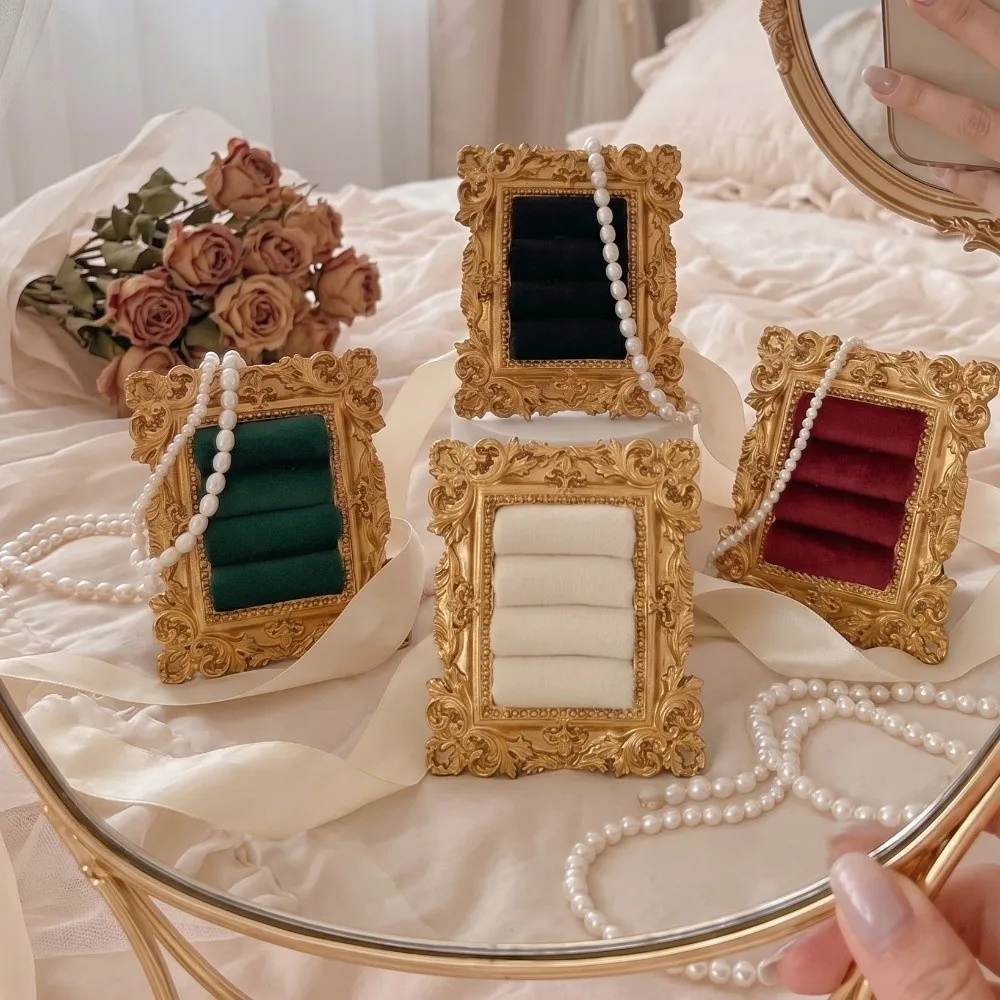 Classic Vintage Photo Frame Earring Holder Velvet Resin Frame Ring Display Stand Chic Baroque Design Jewelry Display Stand Gifts
