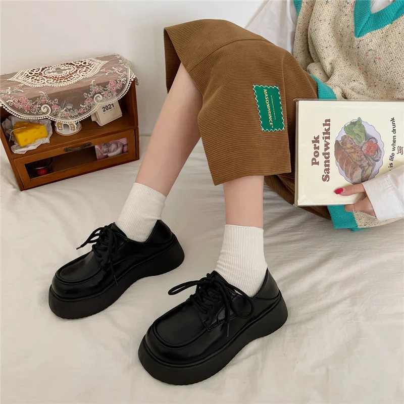 Round Toe Shallow Mouth Casual Woman Shoe British Style Clogs Platform Loafers With Fur Oxfords Female Footwear Black Flats Prep