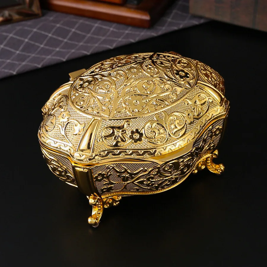 Vintage Metal Jewelry Box Oval Trinket Organizer Ring Box Case with Pattern Jewelry Storage Box For Ring Necklace Gift for Girls