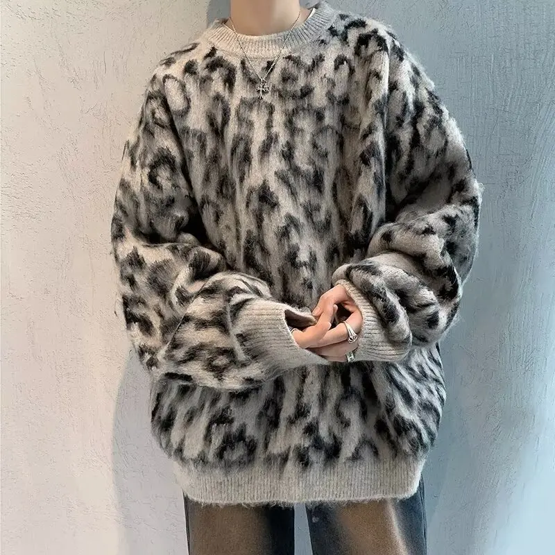 

Свободный трикотаж с леопардовым принтом для мальчиков-подростков, осень-зима, большие размеры 300, японский модный свитер Ins
