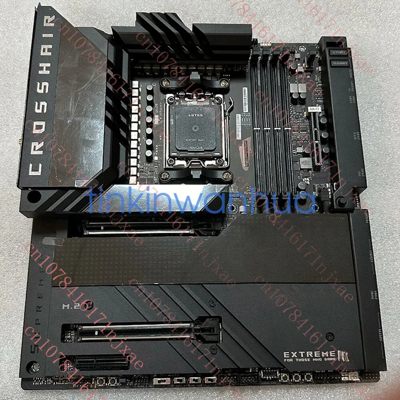 

Используется для материнской платы ASUS ROG CROSSHAIR X670E EXTREME с разъемом AM5 DDR5 E-ATX.