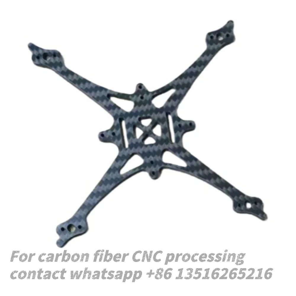 Koolstofvezelplaatproces T700 T300 CNC-bewerking Graveren FPV-armframe Bovenbord Snijden Aangepast frezen
