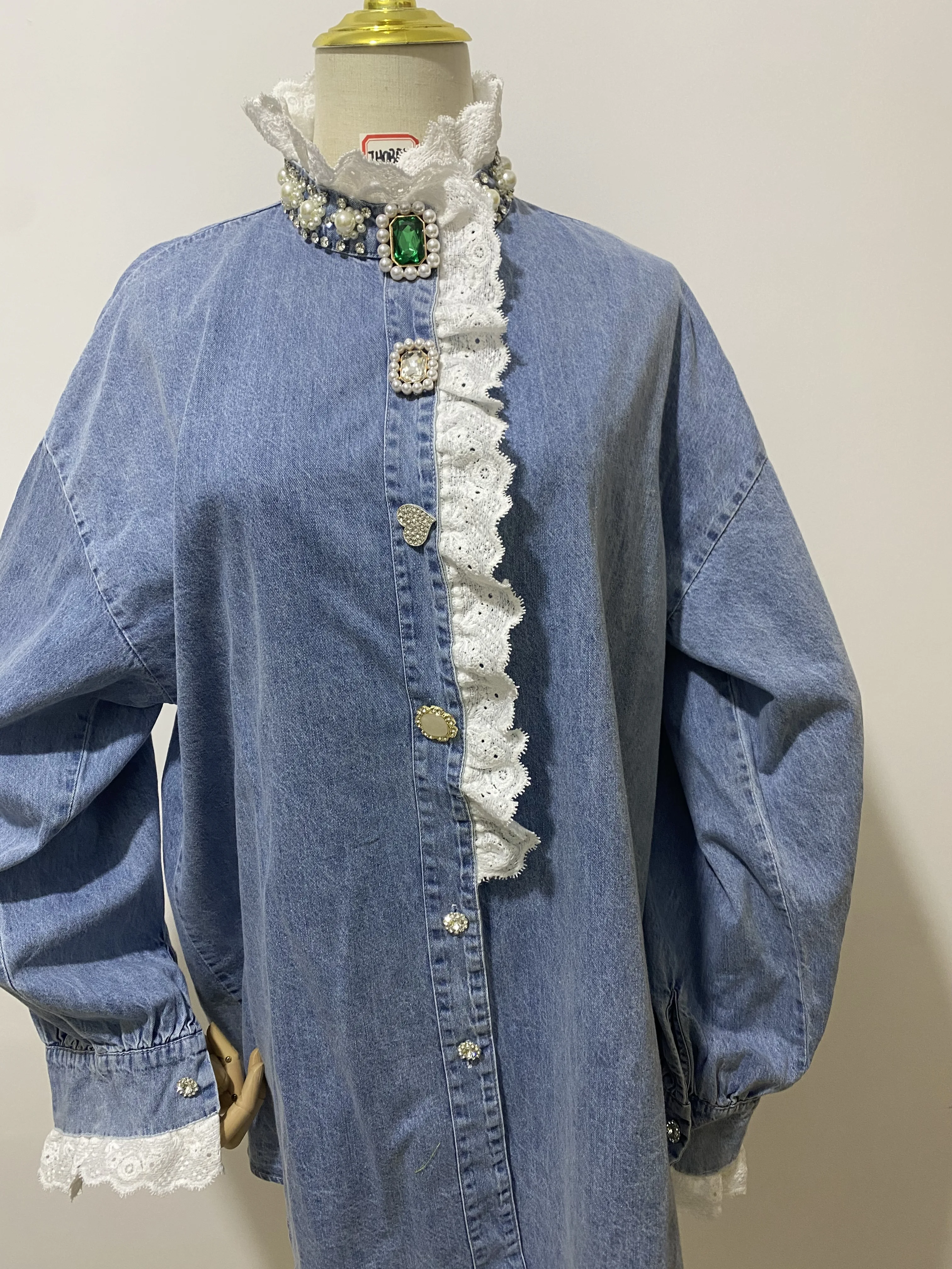 Korean Style Heavy Industry Beads Diamond-Embedded Denim Shirt Women 2022 Spring New Loose Blusas Top Lace Stitching Jean Blouse