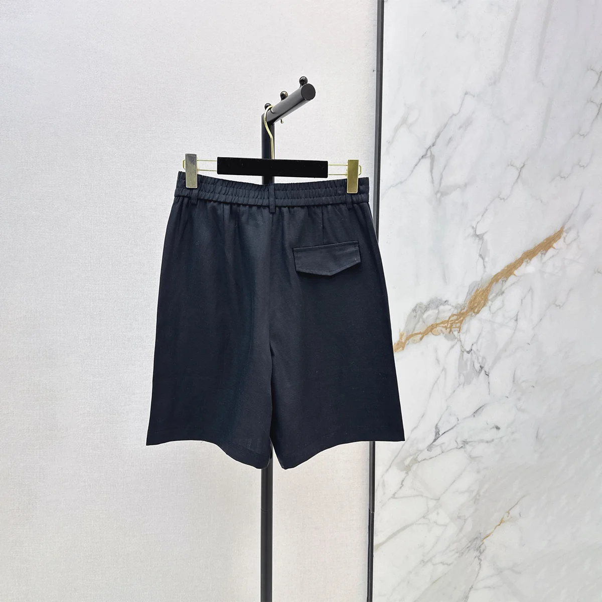 2026 high-quality new women's clothing navy blue high waisted straight leg slimming commuting shorts--hb730