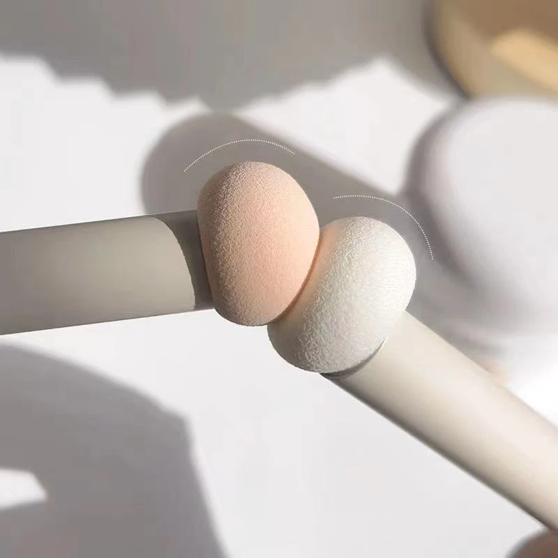 1pc corretivo escova capa círculos escuros cabeça de cogumelo mini esponja escovas ferramentas cosméticas portáteis branco rosa amarelo portátil