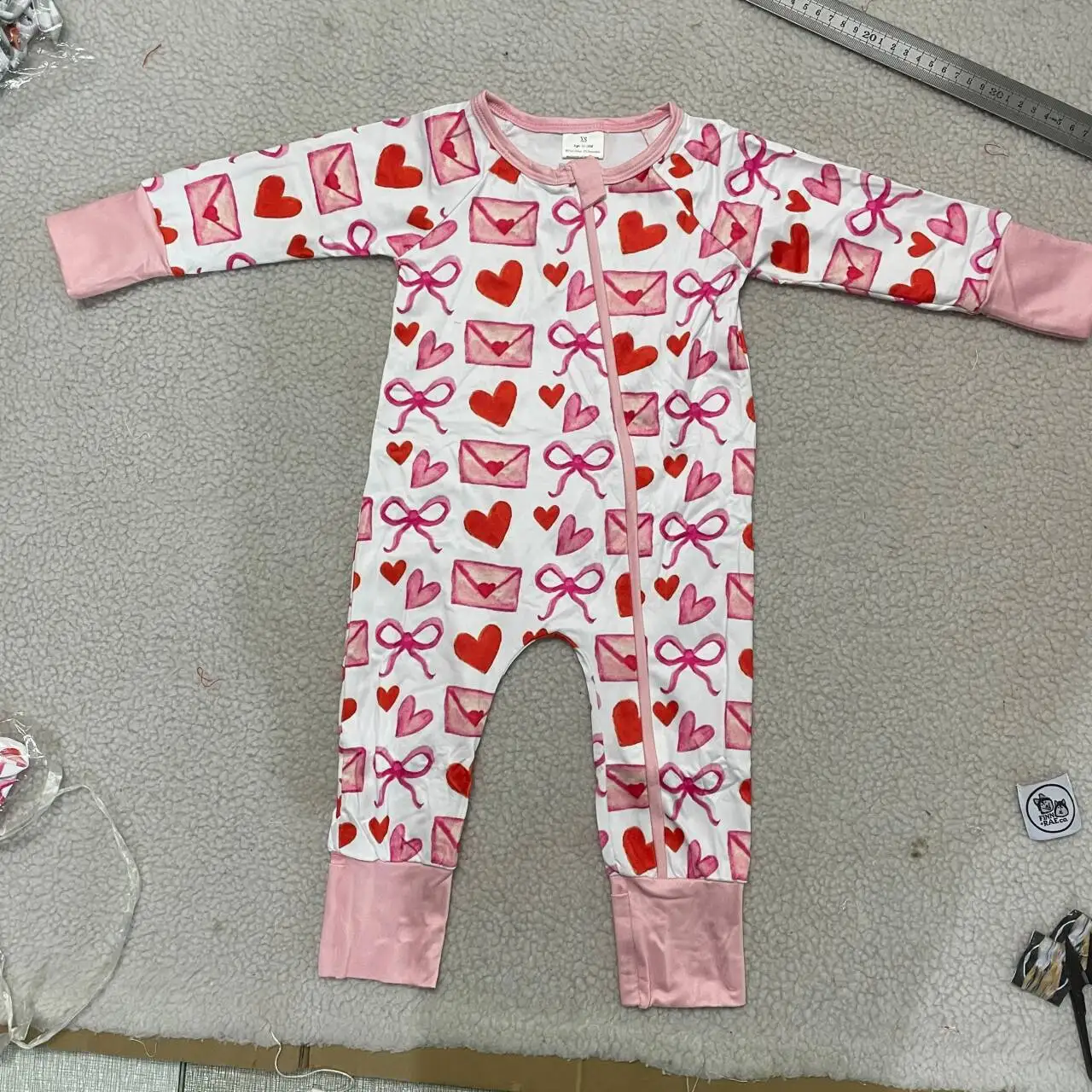 

Bow tie Valentine's day Newborn Romper Jumpsuit for Girls Baby 0-2 Years Clothes Boys Baby Romper Sets