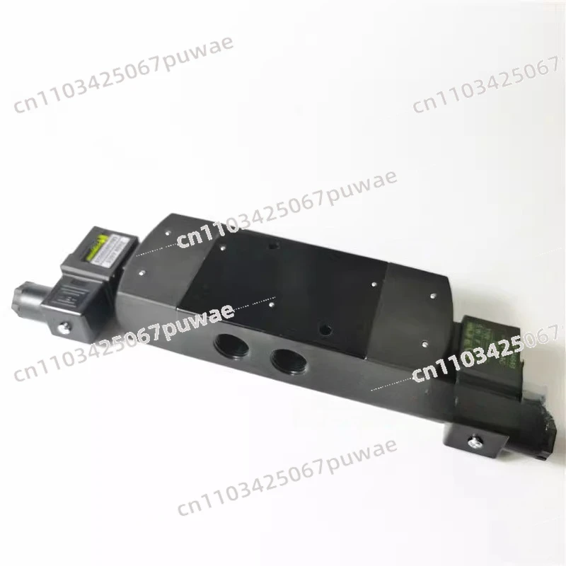 

SCG553A018MS Double-Coiled Solenoid Directional Valve 230V AC 24V DC 553 G553A018MS for Industrial Fluid Control