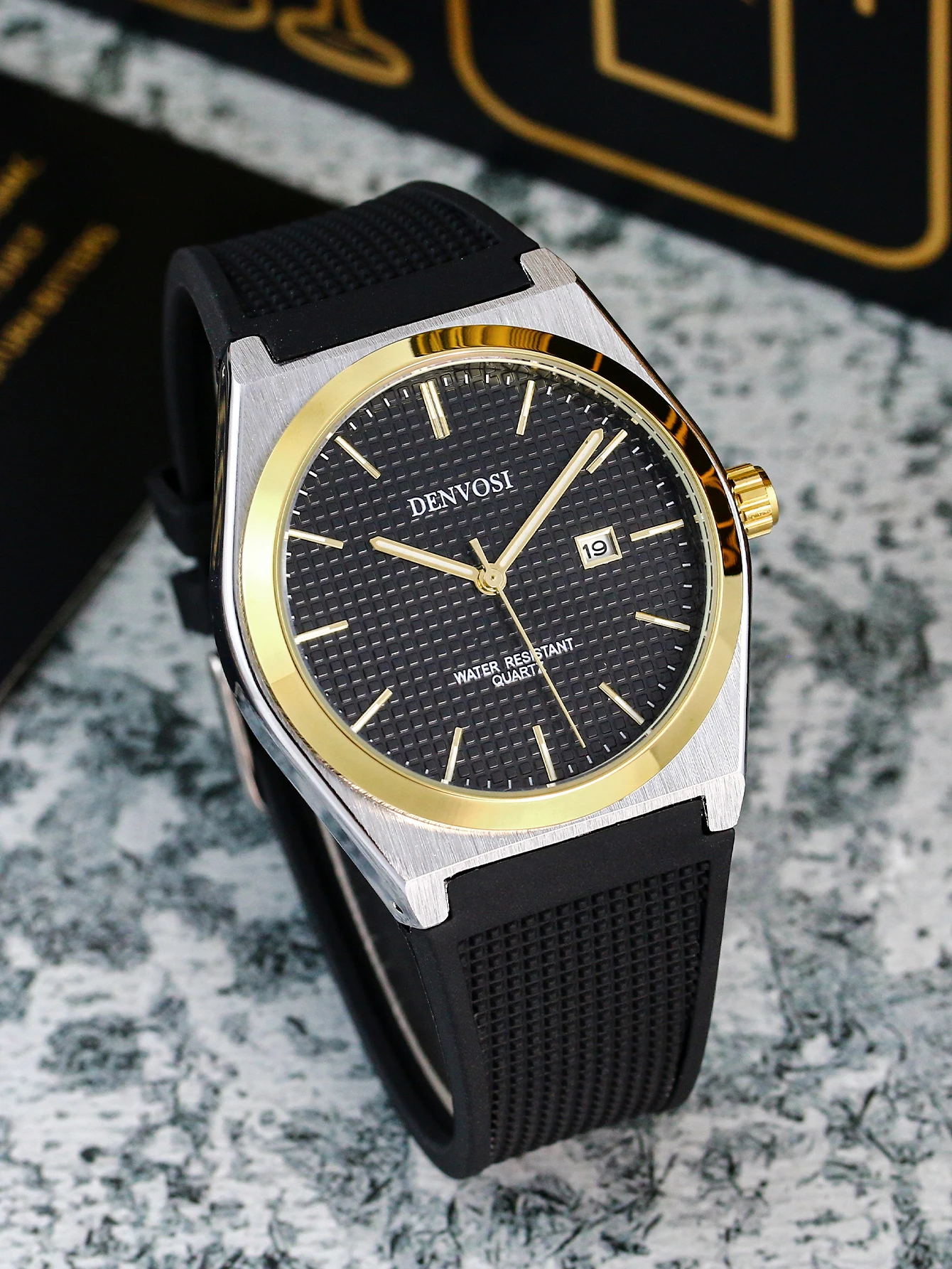 New Fasion casual quartz watch Waterproof Male Clock Luminous Stainless Steel Square Quartz Men Watch