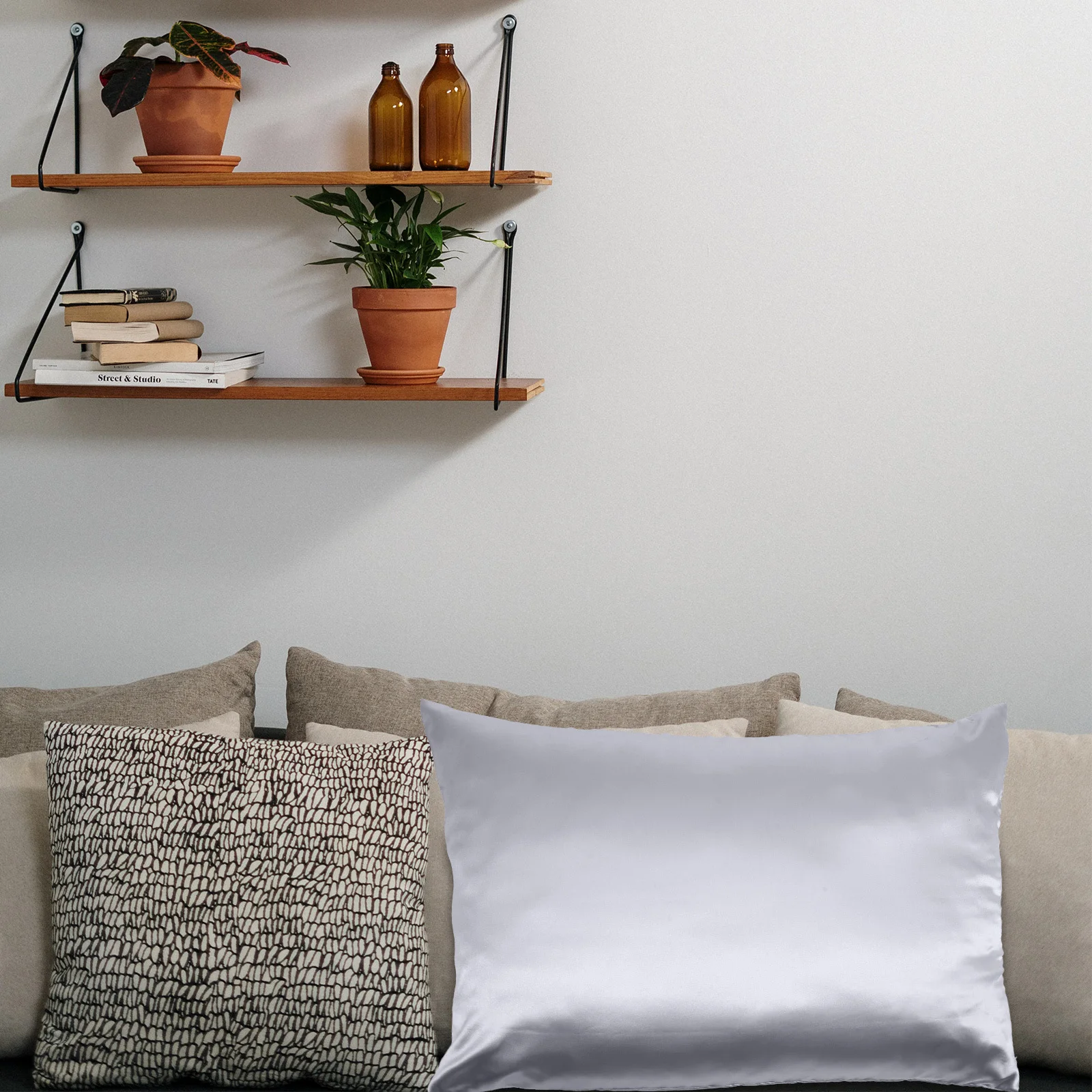 

2Pcs Silk Pillowcase Skin-Friendly Polyester Pillow Covers Cool Breathable Lightweight for Better Sleep Washable Zipper